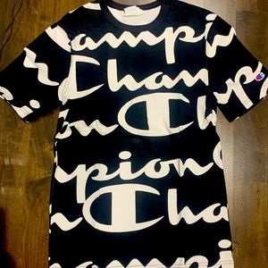 Champion T-shirt